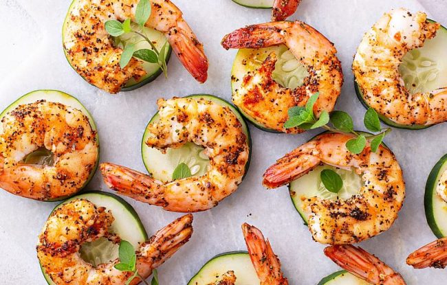 spicy shrimp appetizers on cucumbers