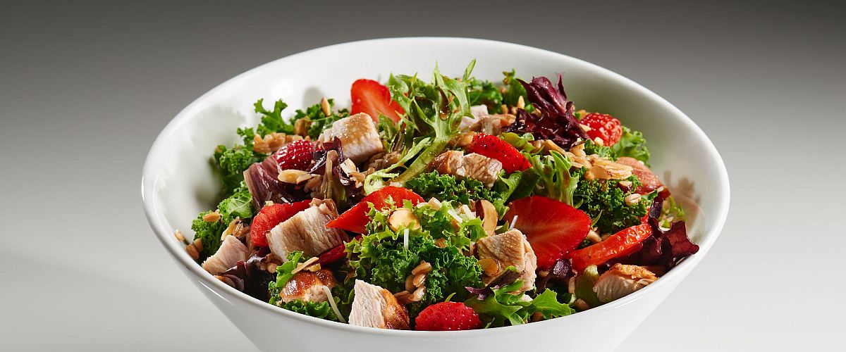 turkey strawberry farro salad