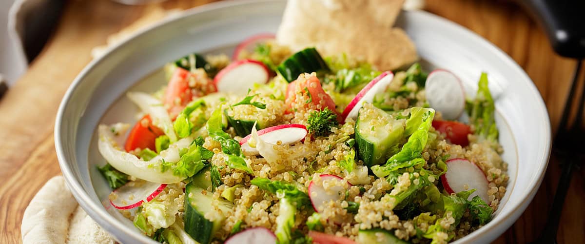 Greek quinoa salad