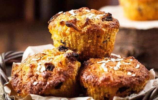 pineapple carrot cake muffins